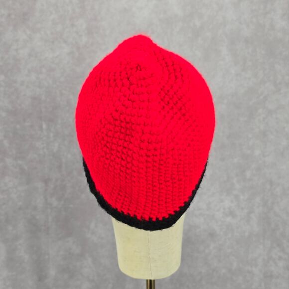 Red Black Crochet Knit Bucket Cap Hat Fun Vintage Y2K Funky Beanie - Picture 4 of 4